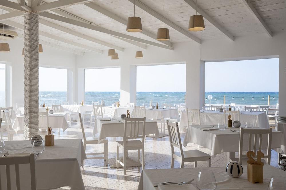 Hotel Riva Del Sole Giovinazzo Exterior photo